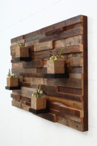 lem kayu untuk hiasan dinding