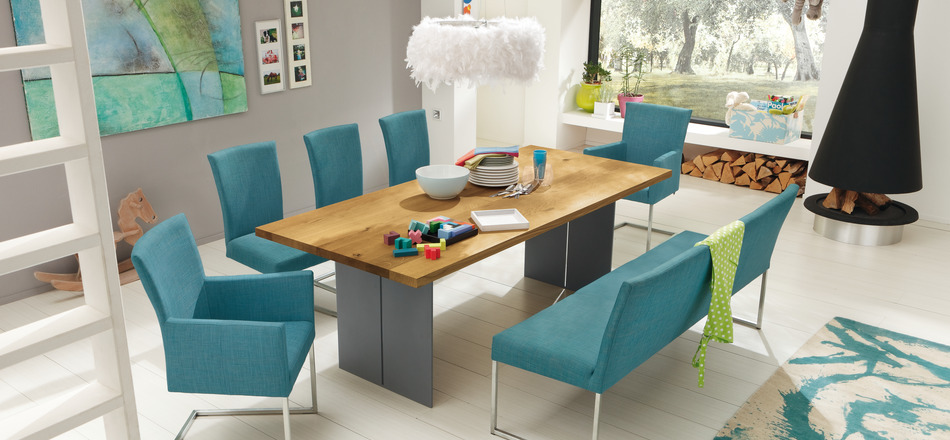meja makan modern