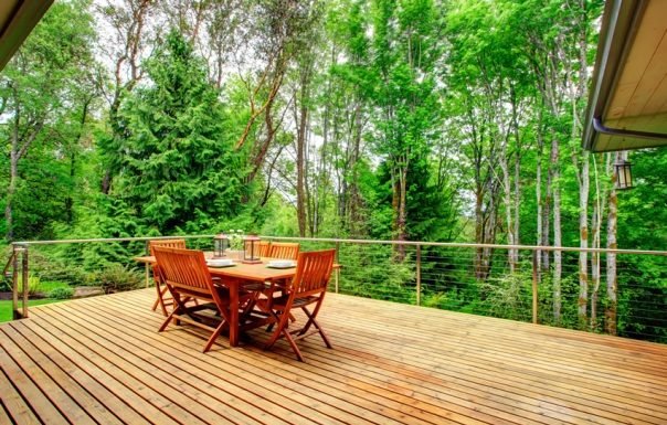 5 Alasan Mengapa Memilih Crossbond X4 decking kayu