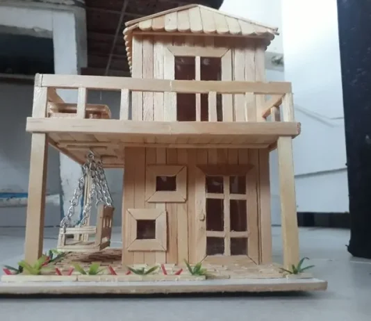 cara membuat rumah dari stik es krim dua lantai