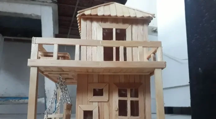cara membuat rumah dari stik es krim dua lantai
