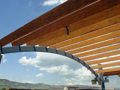 jembatan kayu laminasi