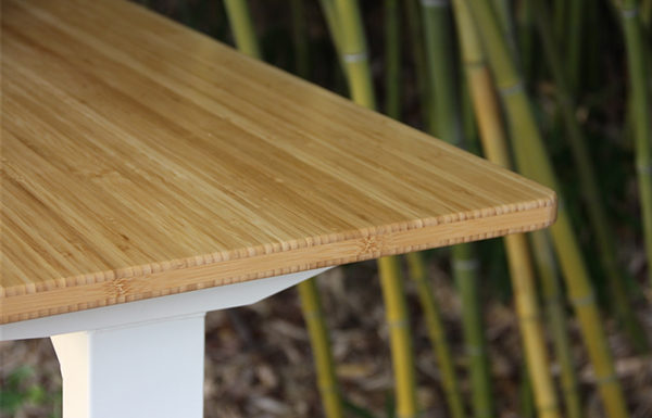 meja bambu laminasi