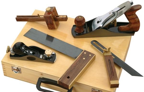 alat dan bahan untuk membuat furniture
