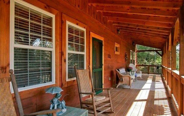 Lem Kayu Tahan Lama untuk Laminasi yang Bagus untuk Panel Dinding Kayu Solid yang Indah rumah kayu