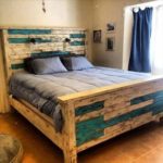tempat tidur kayu bekas
